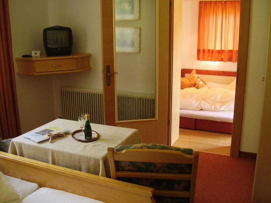 Gaestehaus Elfriede Gerlos Room photo